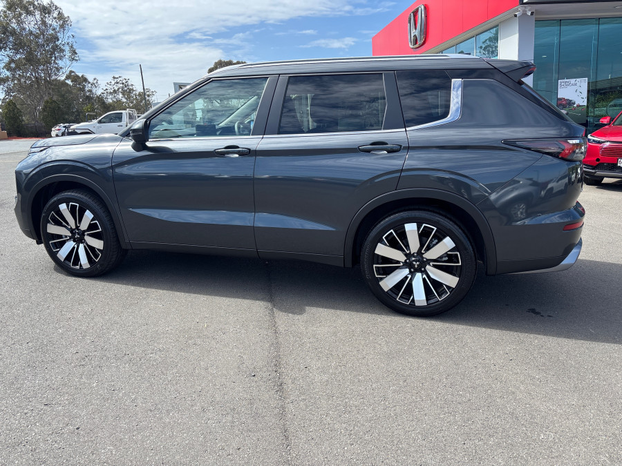 2025 Mitsubishi Outlander ZM Aspire SUV Image 6