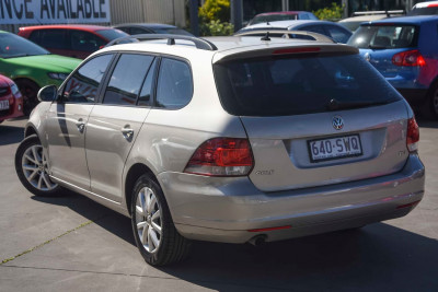 2012 Volkswagen Golf VI MY12.5 103TDI Comfortline Wagon Image 2