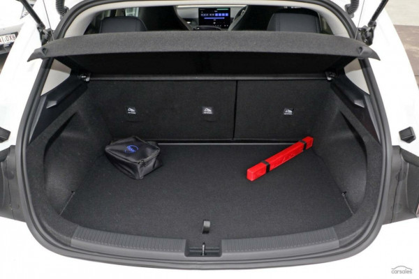 2026 MG MG4 EV Urban AH4E Essence 43 Hatch Image 4