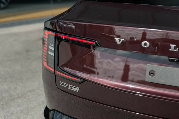 2026 Volvo ES90  Ultra Single Motor Sedan Image 22