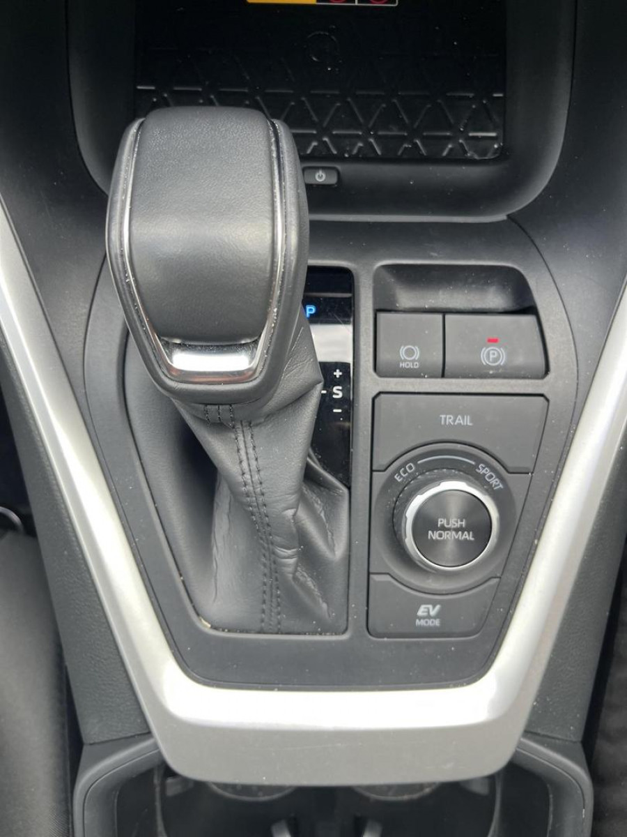 2024 Toyota RAV4 AXAH54R GXL SUV Image 43