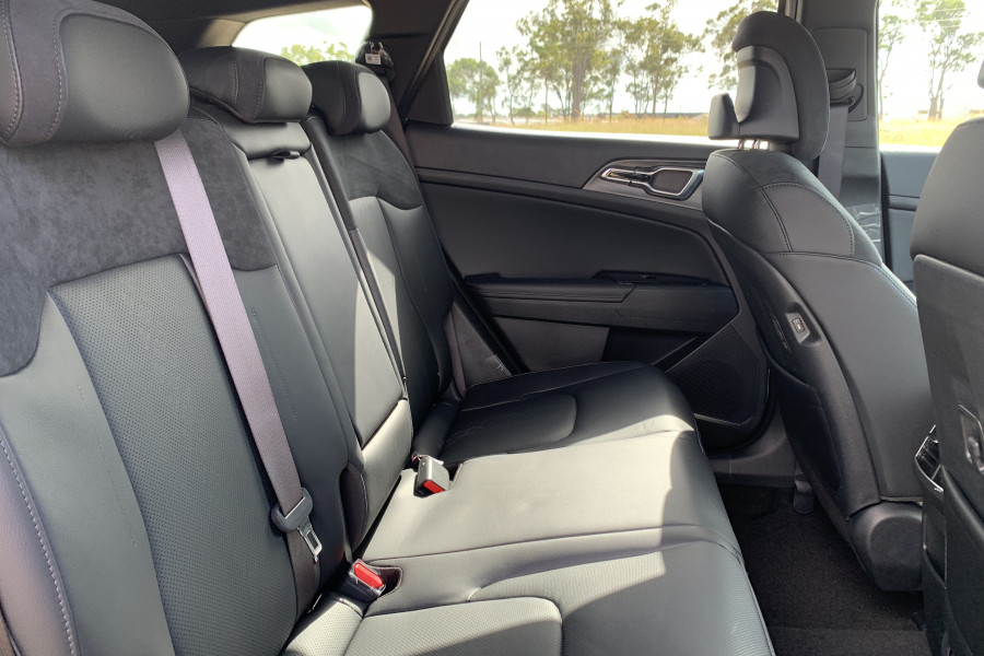 2025 Kia Sportage NQ5 HEV GT-Line SUV Image 12