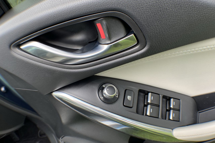 2016 Mazda 6 GJ1032 Touring Sedan