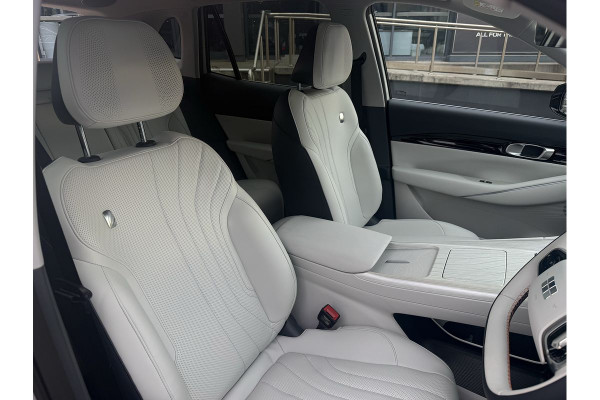 2026 Geely Starray EM-i P145 Inspire SUV Image 10