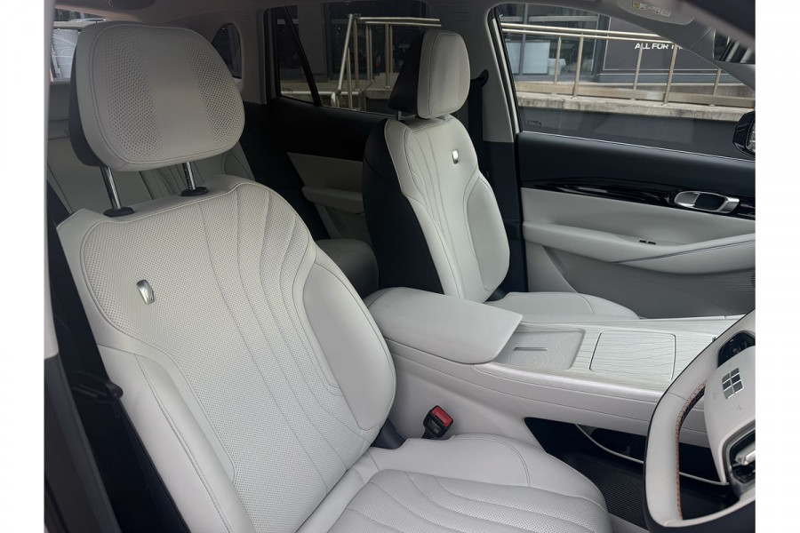 2026 Geely Starray EM-i P145 Inspire SUV Image 10
