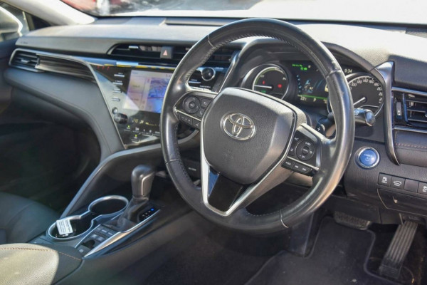 2020 Toyota Camry AXVH71R SL Sedan Image 7