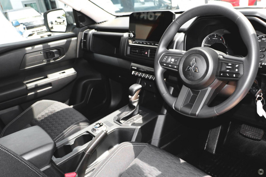 2024 Mitsubishi Triton MV GLX+ Ute Image 6