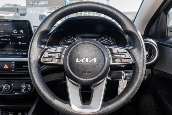 2024 Kia Cerato BD S Hatch Image 10