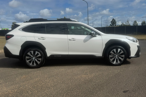 2023 Subaru Outback 6GEN AWD Touring XT SUV Image 2
