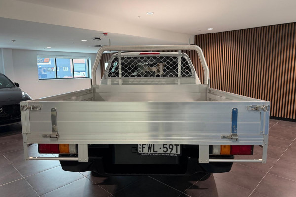 2025 MY25.5 Isuzu D-MAX RG SX High Ride Cab Chassis Image 4