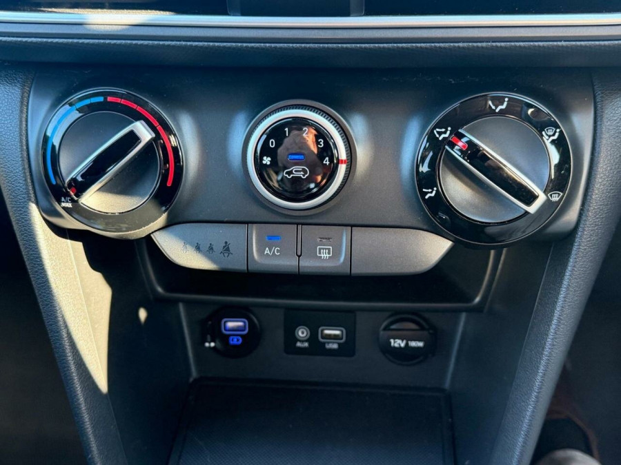 2020 Hyundai KONA OS.3 Active SUV Image 13