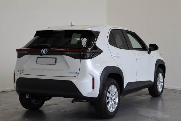 2021 Toyota Yaris Cross 4093280B0 GXL SUV Image 5