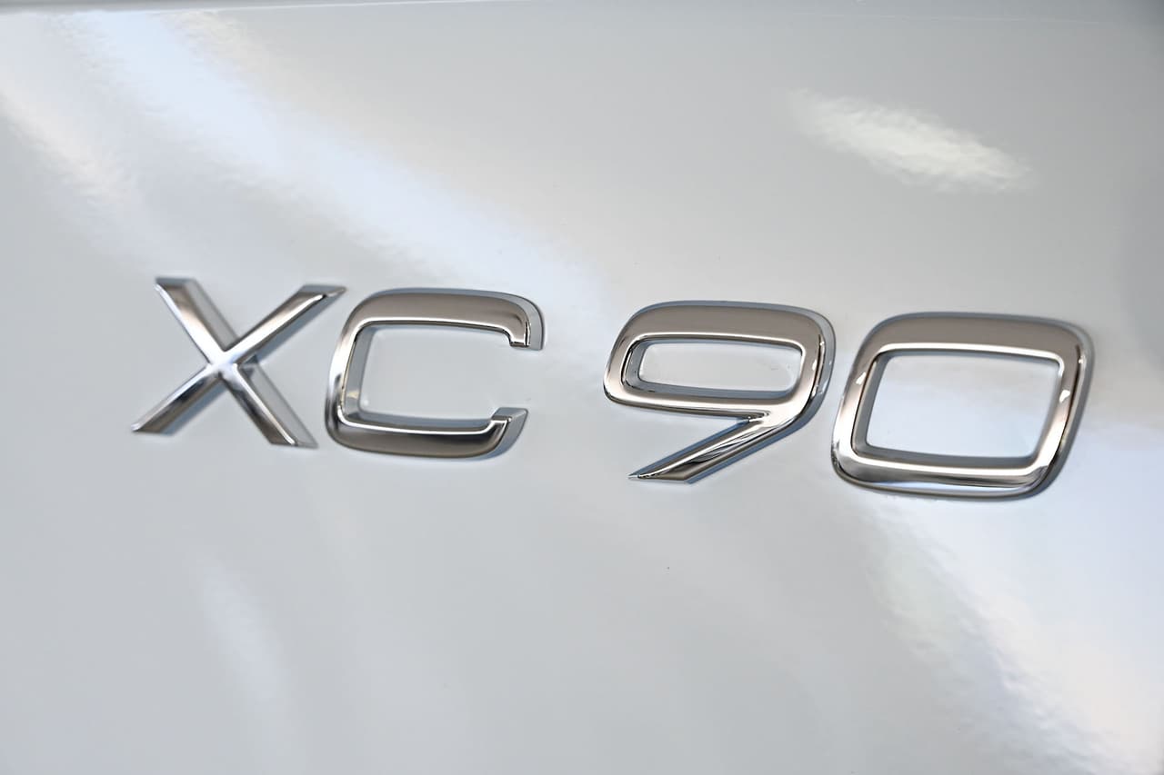 2020 Volvo XC90 L Series D5 Inscription SUV Image 12