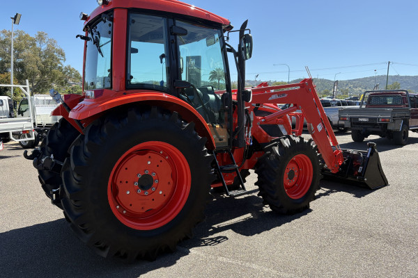 2025 Kioti PX1052C CAB TRACTOR w/ LOADER & BUCKET  PX1052C Tractors Image 3