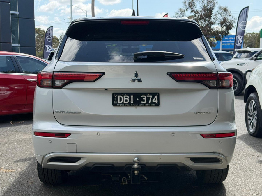 2024 Mitsubishi Outlander ZM Exceed Tourer SUV Image 3