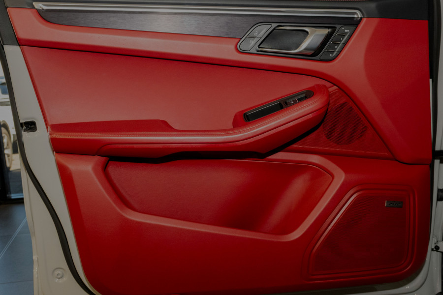 2022 MY23 Porsche Macan 95B GTS SUV