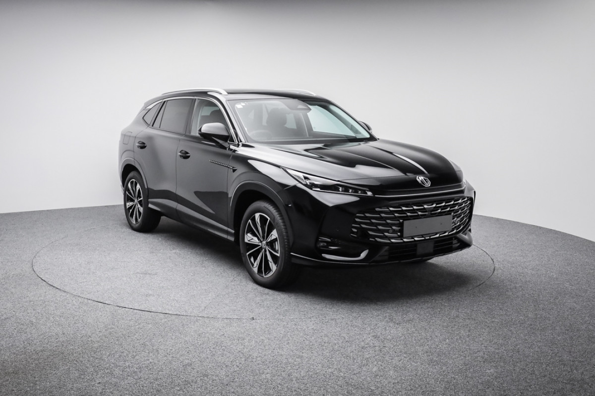 2026 MG HS Essence SUV