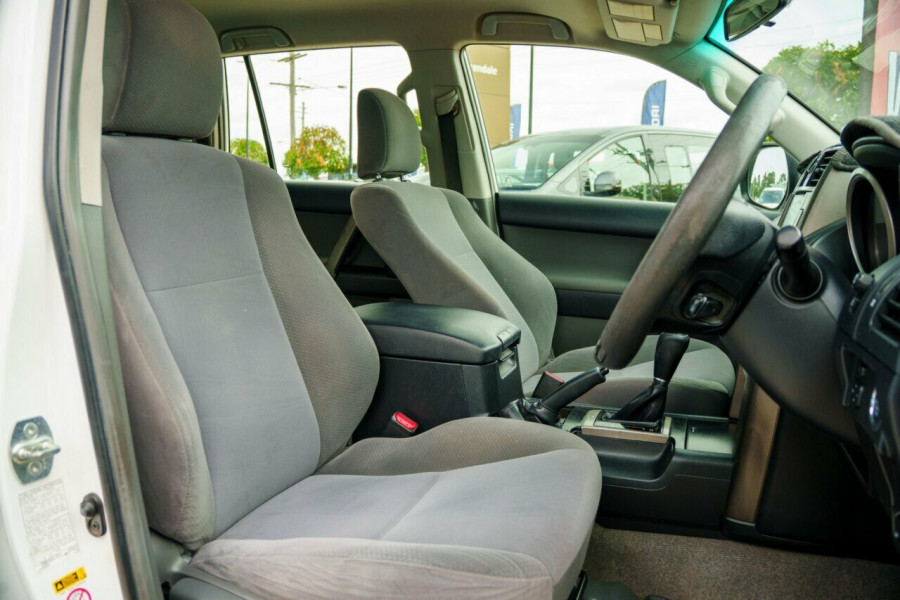 2013 Toyota LandCruiser Prado GDJ150R GX SUV Image 17