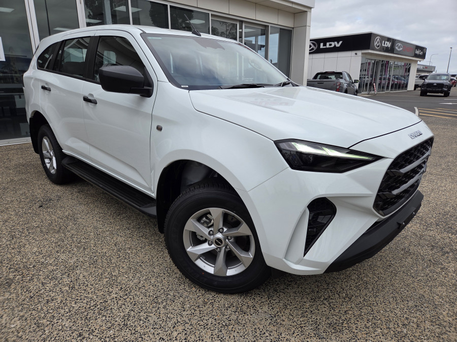 2026 MY25.5 Isuzu MU-X RJ LS-M SUV Image 1
