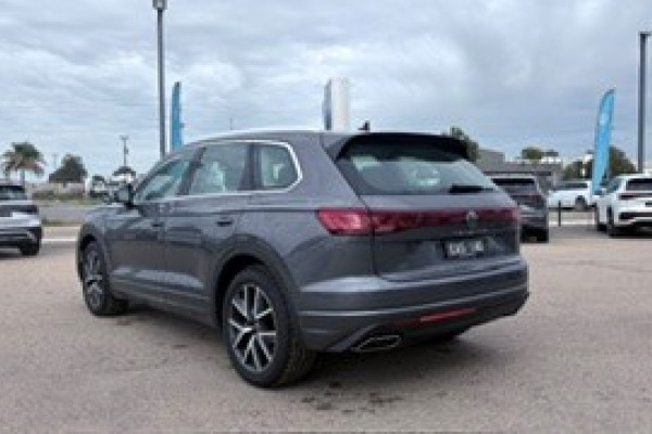 2024 Volkswagen Touareg RC 210TDI Elegance SUV Image 4