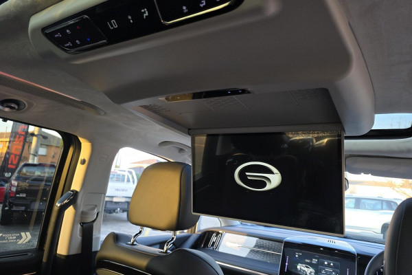 2026 GAC M8 PHEV  Luxury People Mover Image 16