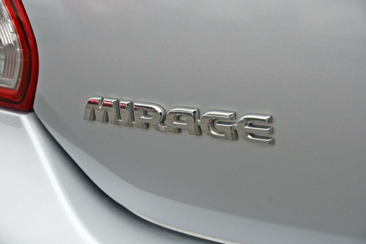 2013 MY14 Mitsubishi Mirage LA ES Hatchback Image 15