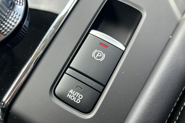 2024 Mitsubishi Outlander ZM LS SUV Image 28