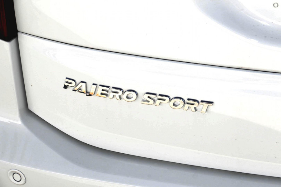 2024 Mitsubishi Pajero Sport QG GLX SUV Image 11