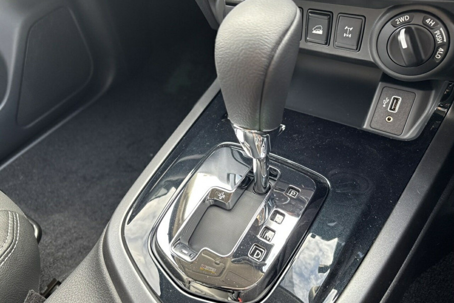 2024 Nissan Navara D23 PRO-4X Ute Image 28