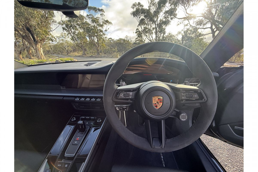 2025 Porsche 911 992 Carrera S Coupe Image 16