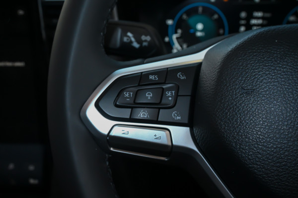 2024 Volkswagen Amarok NF TDI600 Style Ute image 12