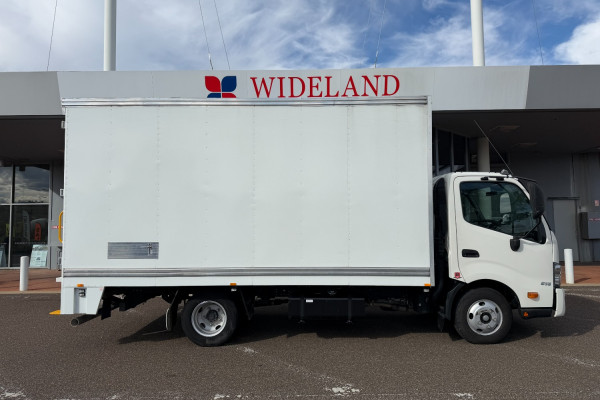 2023 Hino 616 AT 3430 WIDE Pantech Image 2