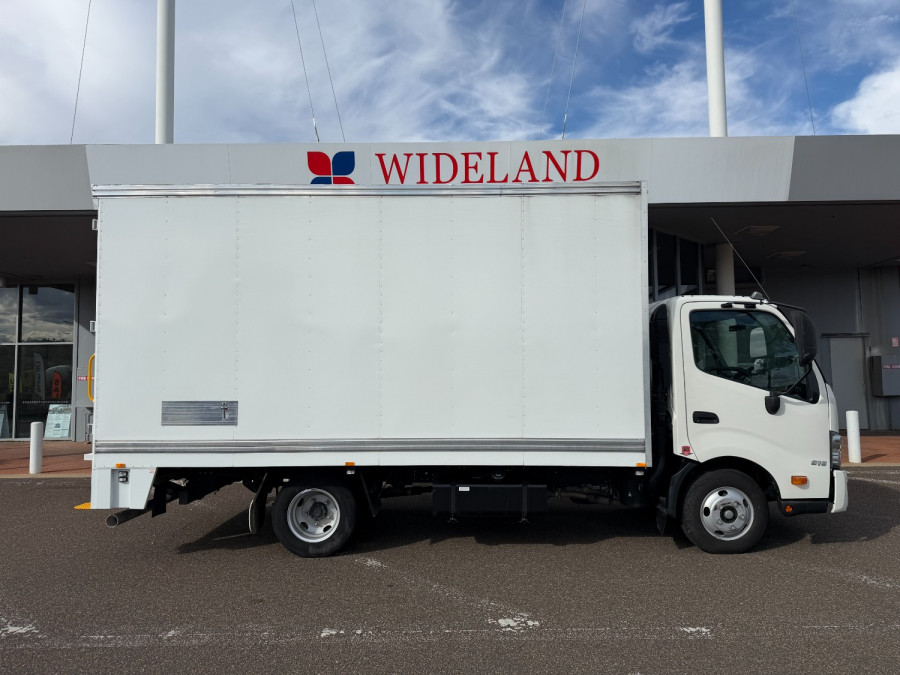 2023 Hino 616 AT 3430 WIDE Pantech Image 2