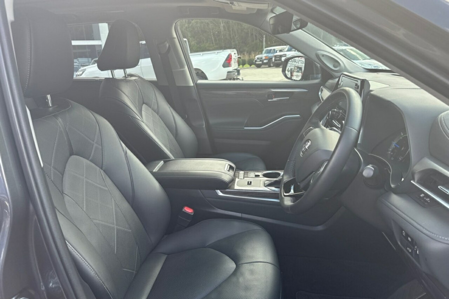 2021 Toyota Kluger AXUH78R Grande Wagon Image 9