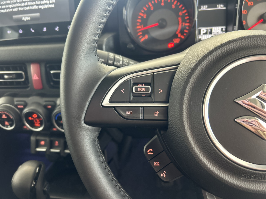 2024 Suzuki Jimny XL SUV Image 12