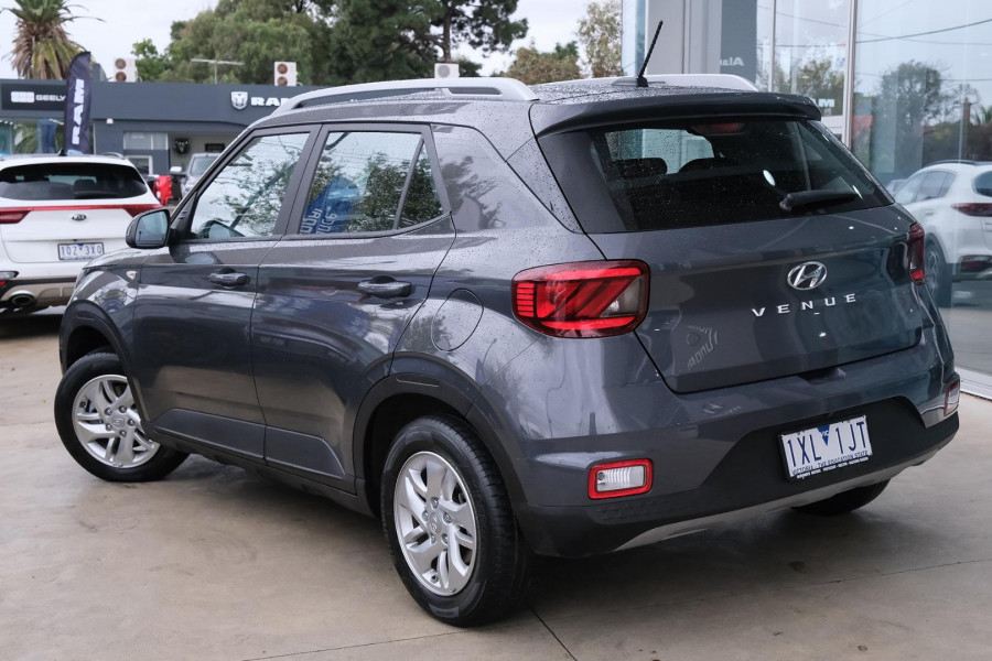 2023 Hyundai Venue QX.V5  SUV Image 2