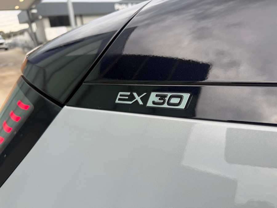 2024 MY25 Volvo EX30  Single Motor Extended Range Plus SUV Image 16