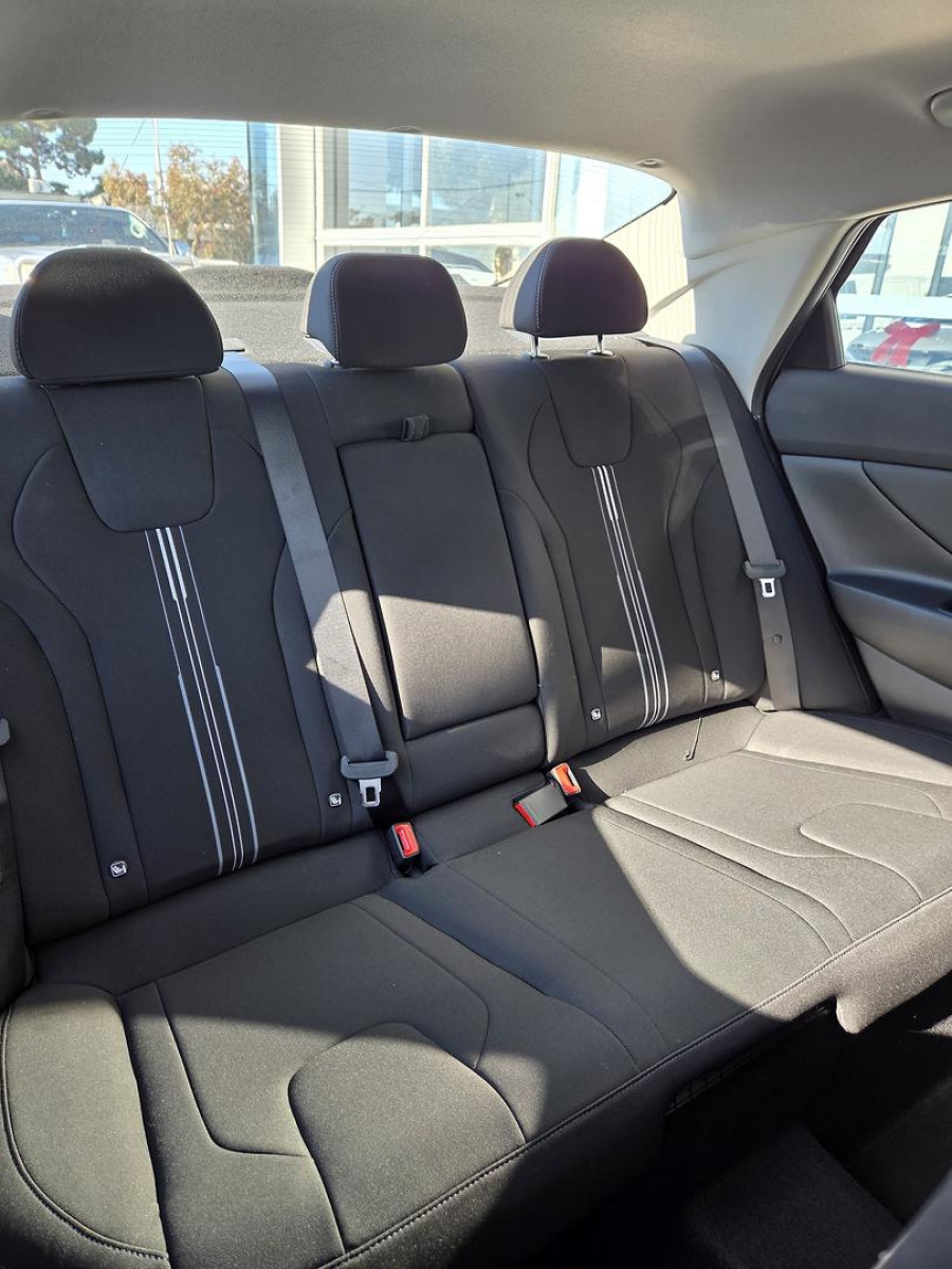 2026 Hyundai i30 CN7.V4  Sedan Image 8