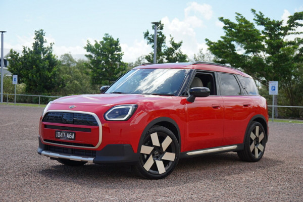 2024 MINI Countryman U25 C Favoured Other