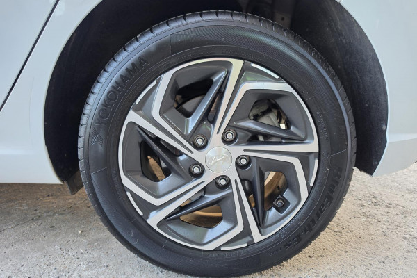 2021 Hyundai i30 PD.V4  Hatch Image 25