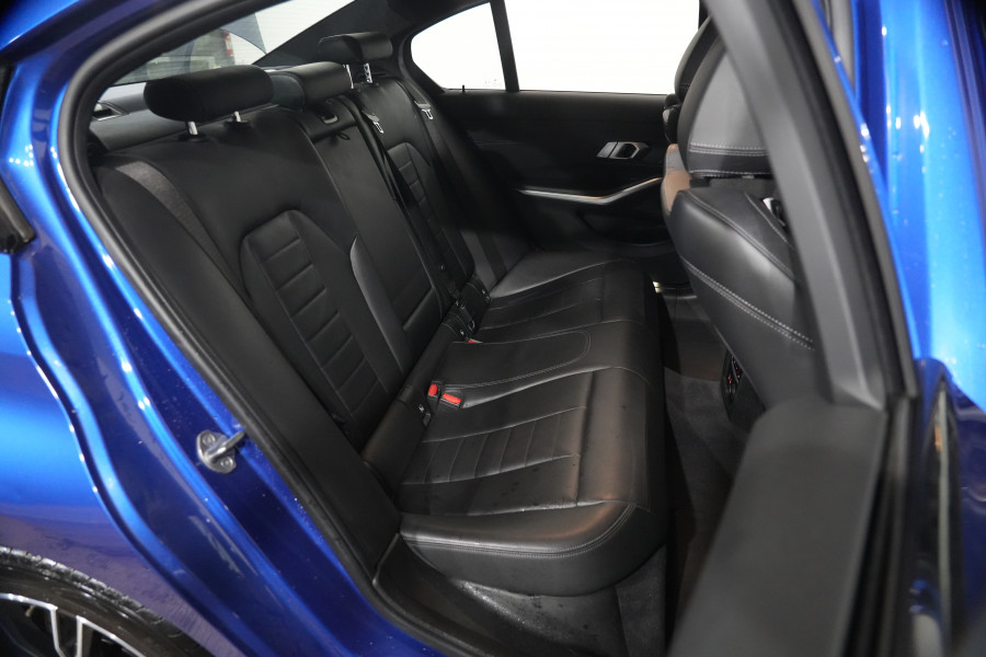 2019 BMW 3 Series 20d M Sport Sedan Image 27