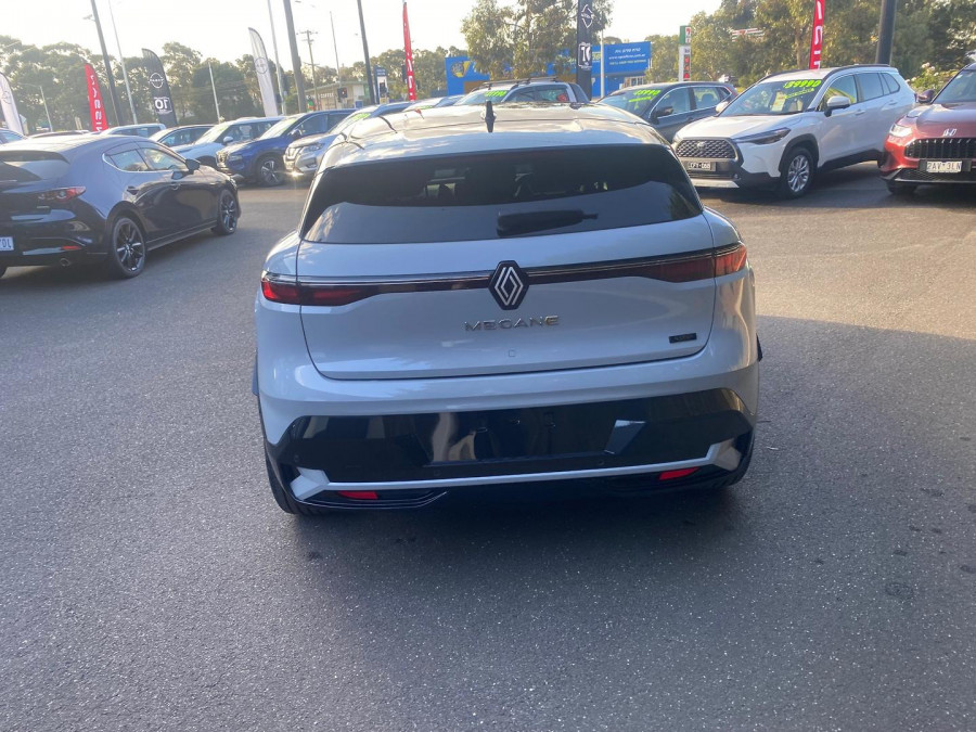 2024 Renault Megane E-Tech XCB Techno EV60 Hatch Image 6