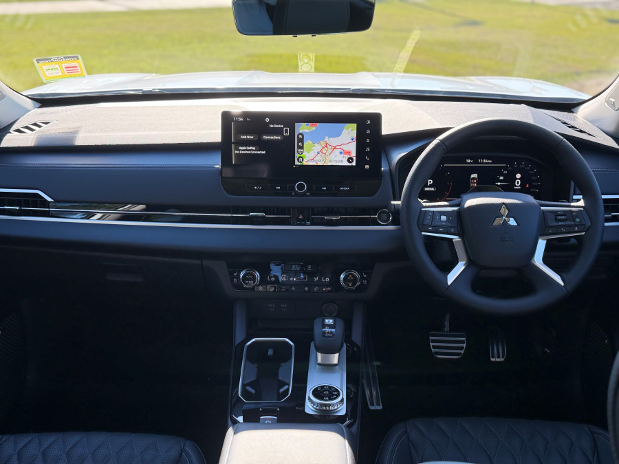 2025 Mitsubishi Outlander ZM Exceed SUV Image 11