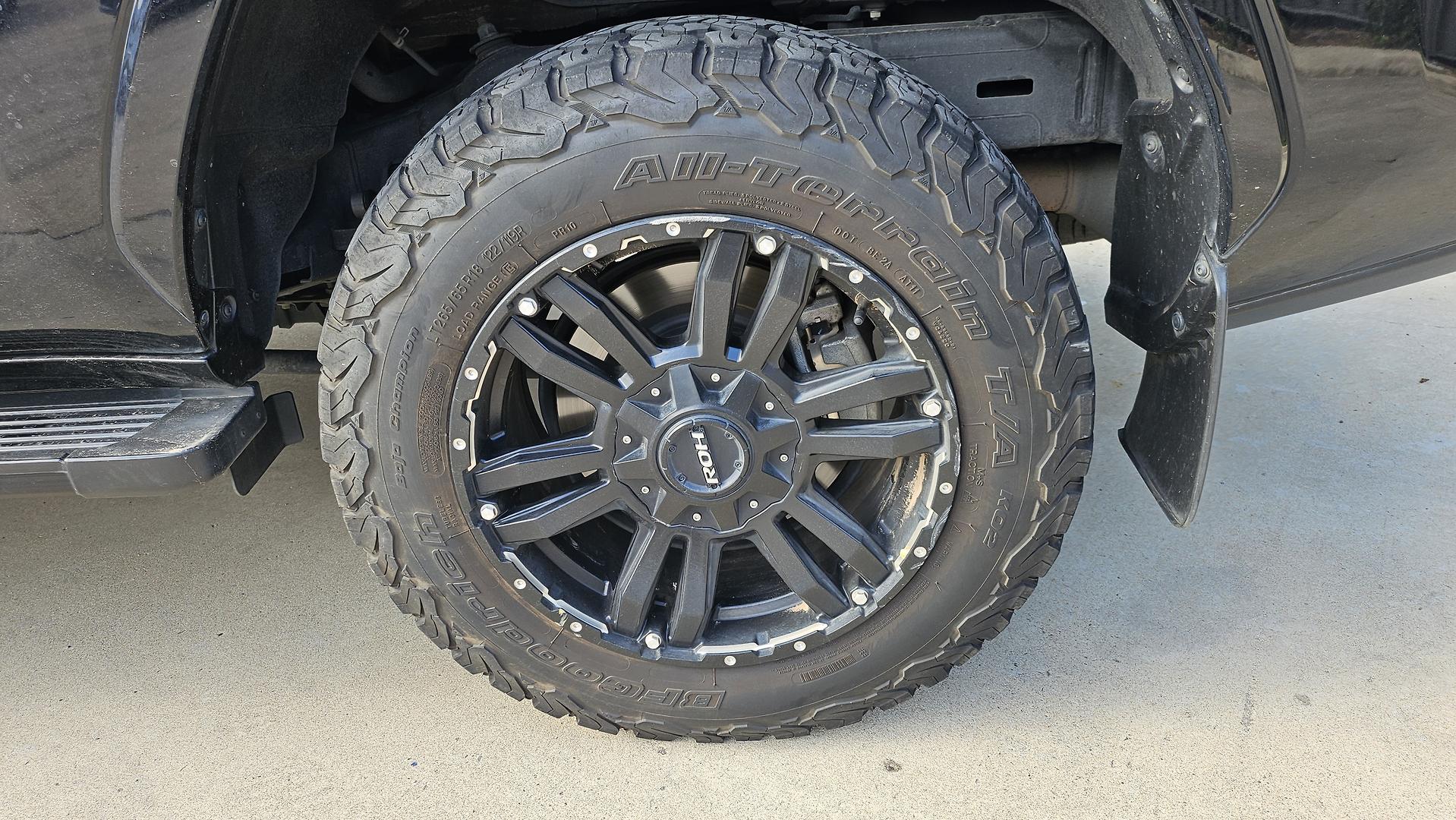2022 Toyota LandCruiser FJA300R Sahara SUV Image 34