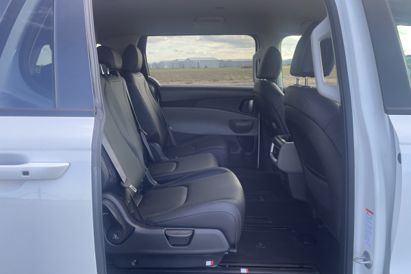 2026 Kia Carnival KA4 PE Sport+ People Mover Image 11
