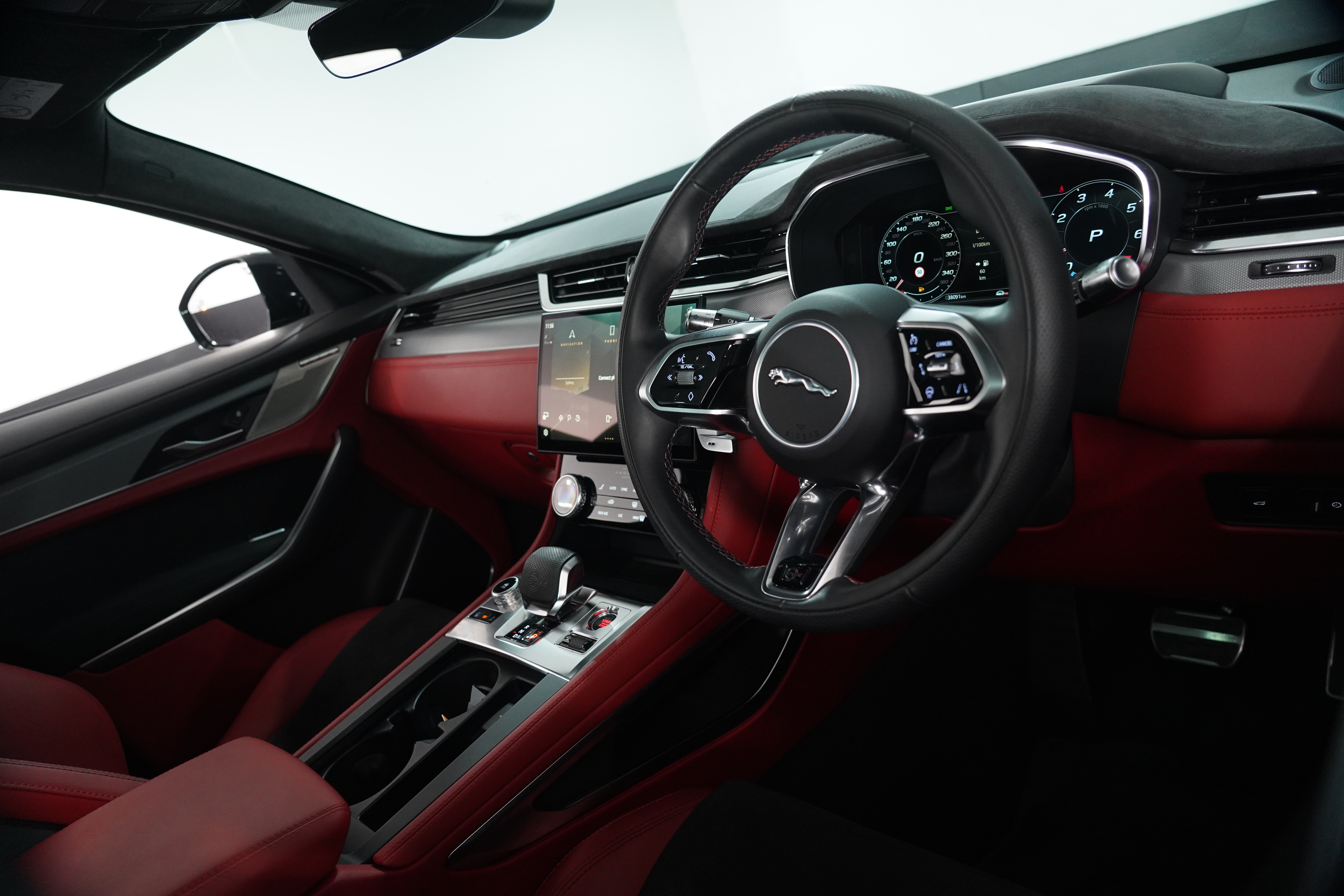 2022 Jaguar F-PACE SVR SUV Image 24