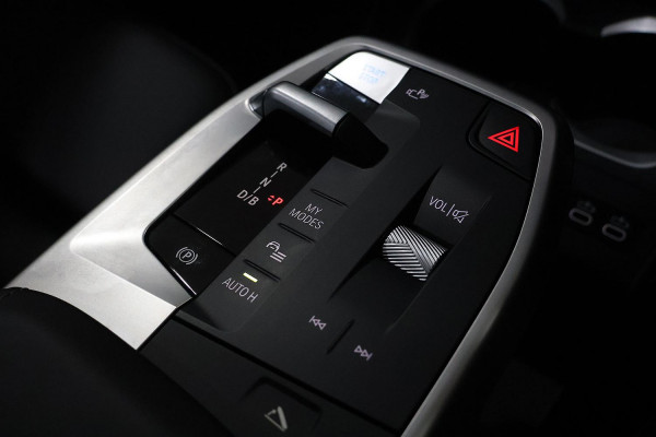 2024 BMW iX2 U10 eDrive20 M Sport SUV image 17