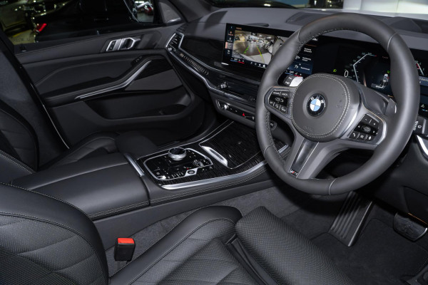 2026 BMW X5 G05 LCI xDrive30d M Sport SUV image 9