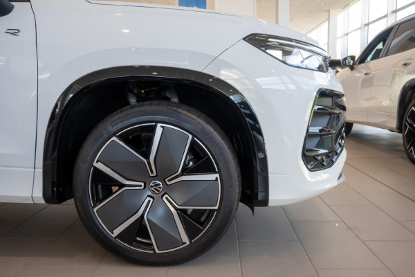 2025 MY26 Volkswagen Tayron R4 195TSI R-Line SUV Image 28