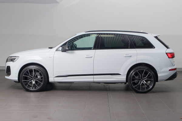 2026 MY25 Audi Q7 4M TFSI 250kW S line SUV image 3